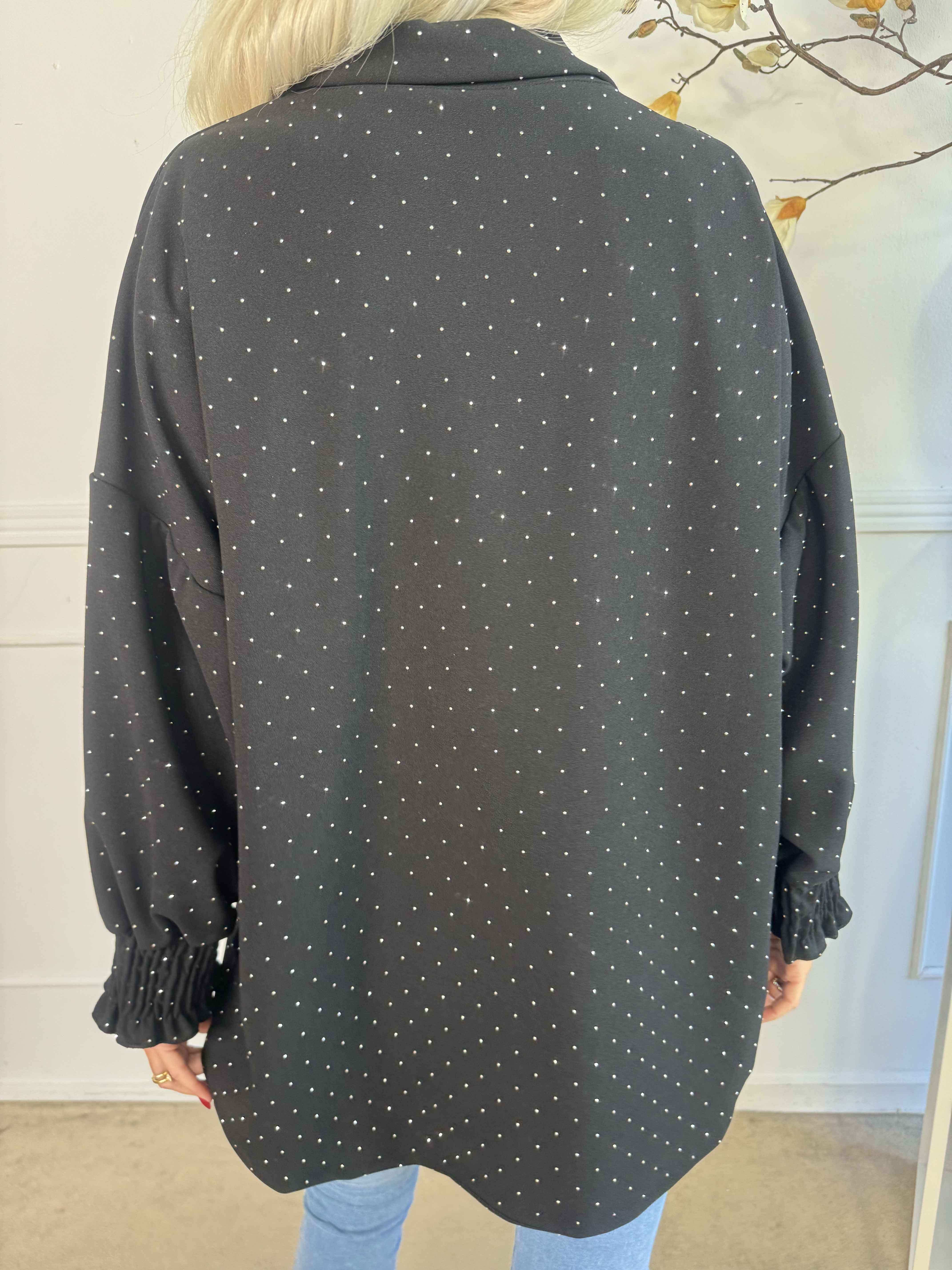 Aria - Tunika utsmyckad med gjutform och smock vid ärmen